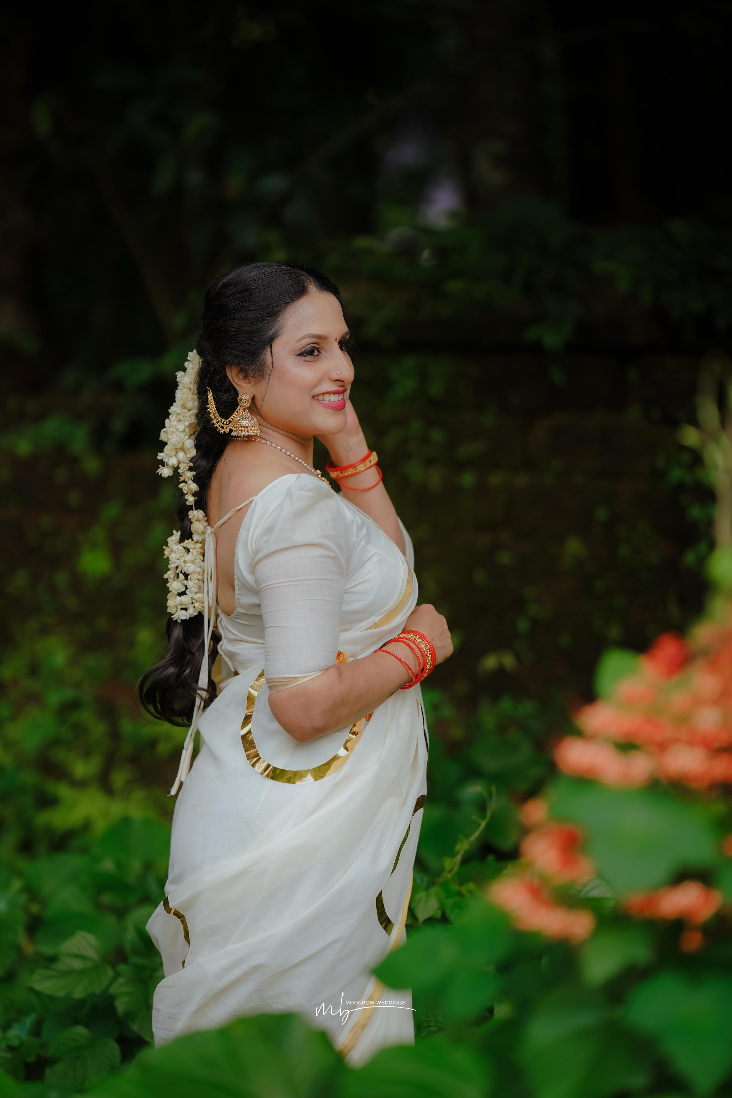 Golden foil eight design saree