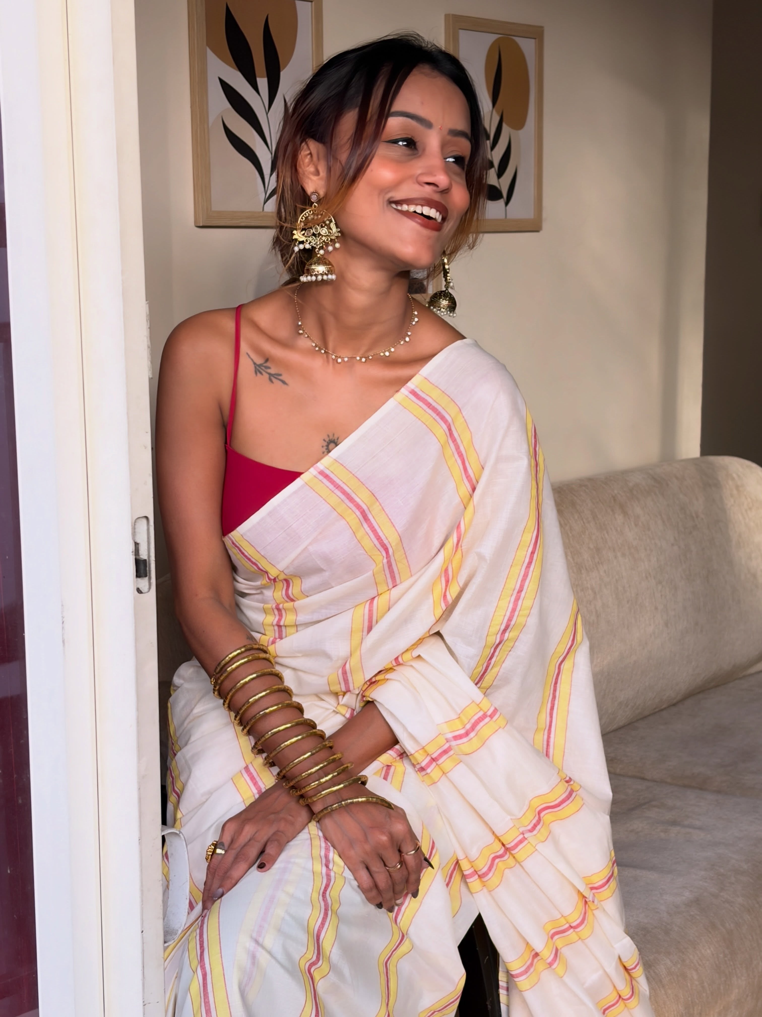 Malarvadi  : Mulloth Stripes Saree with tussles (handloom replica)