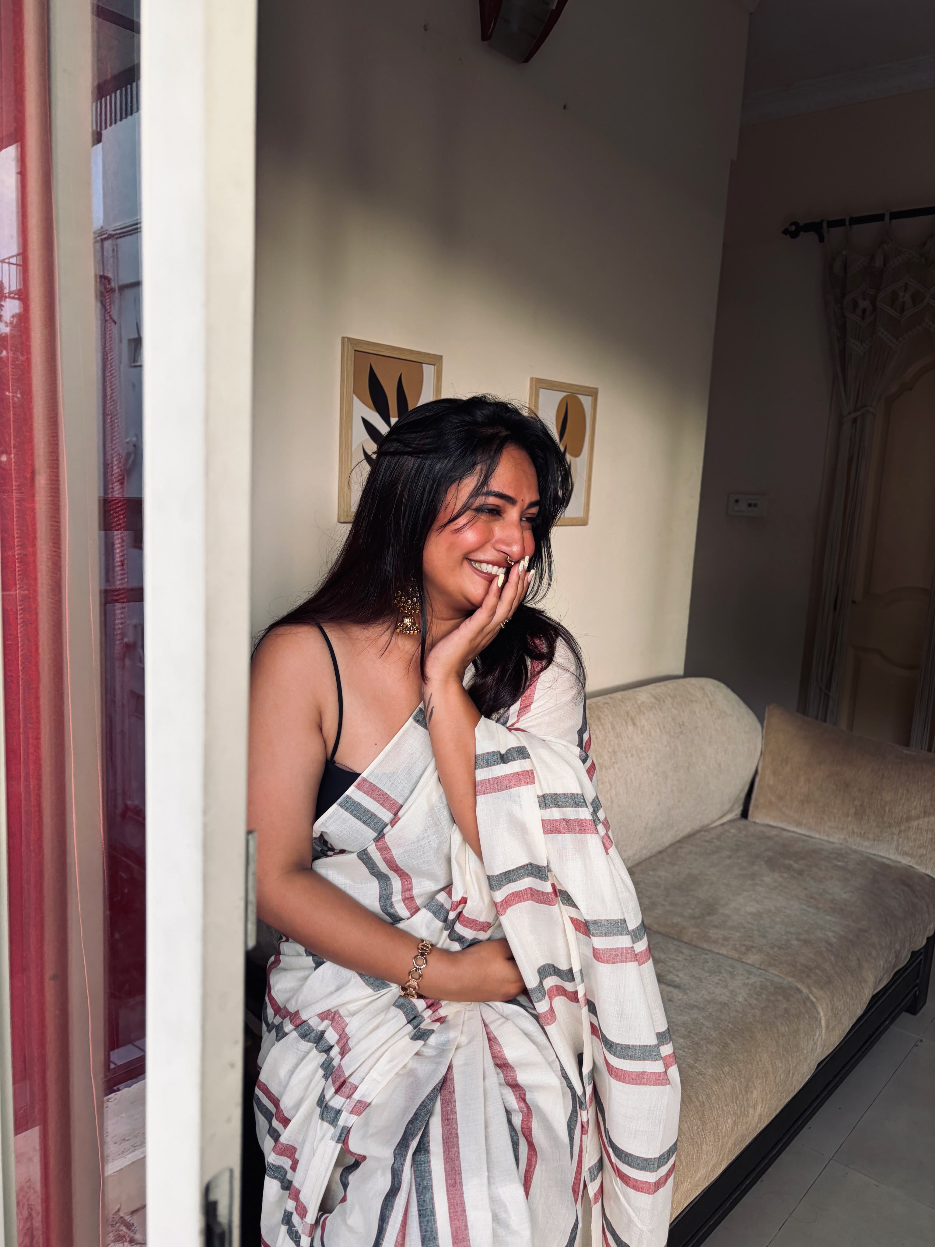 Malarvadi  : Mulloth Stripes Saree with tussles (handloom replica)